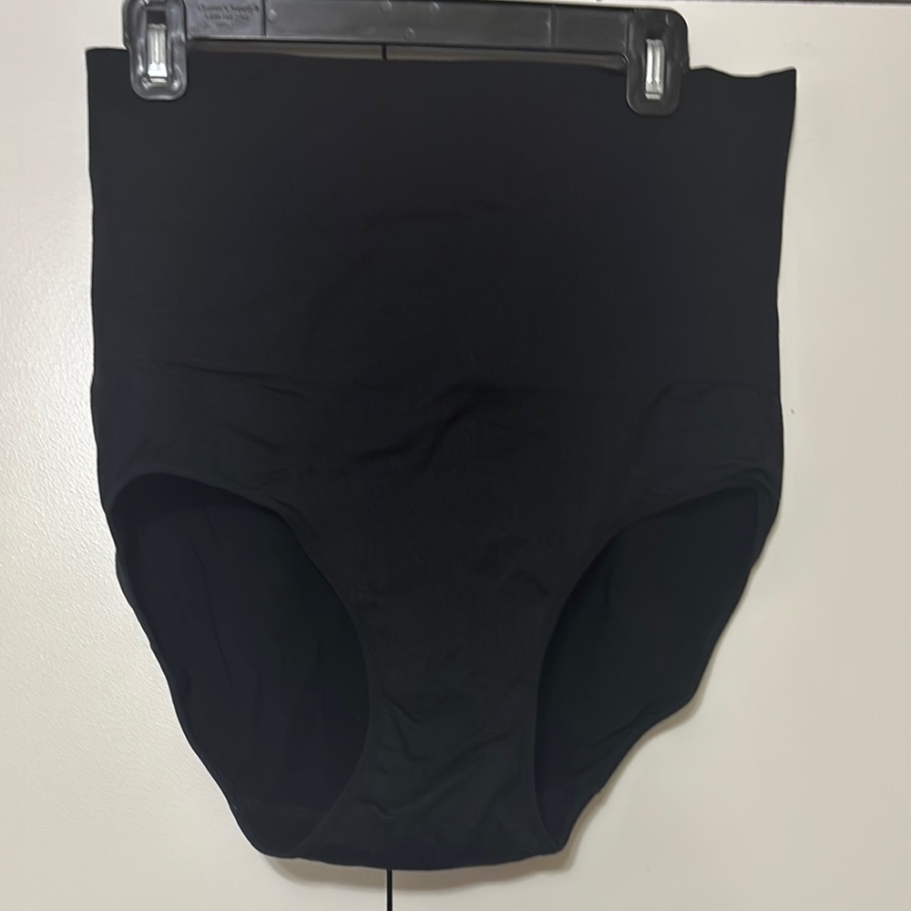 Black Women's Shapewear Size 3X